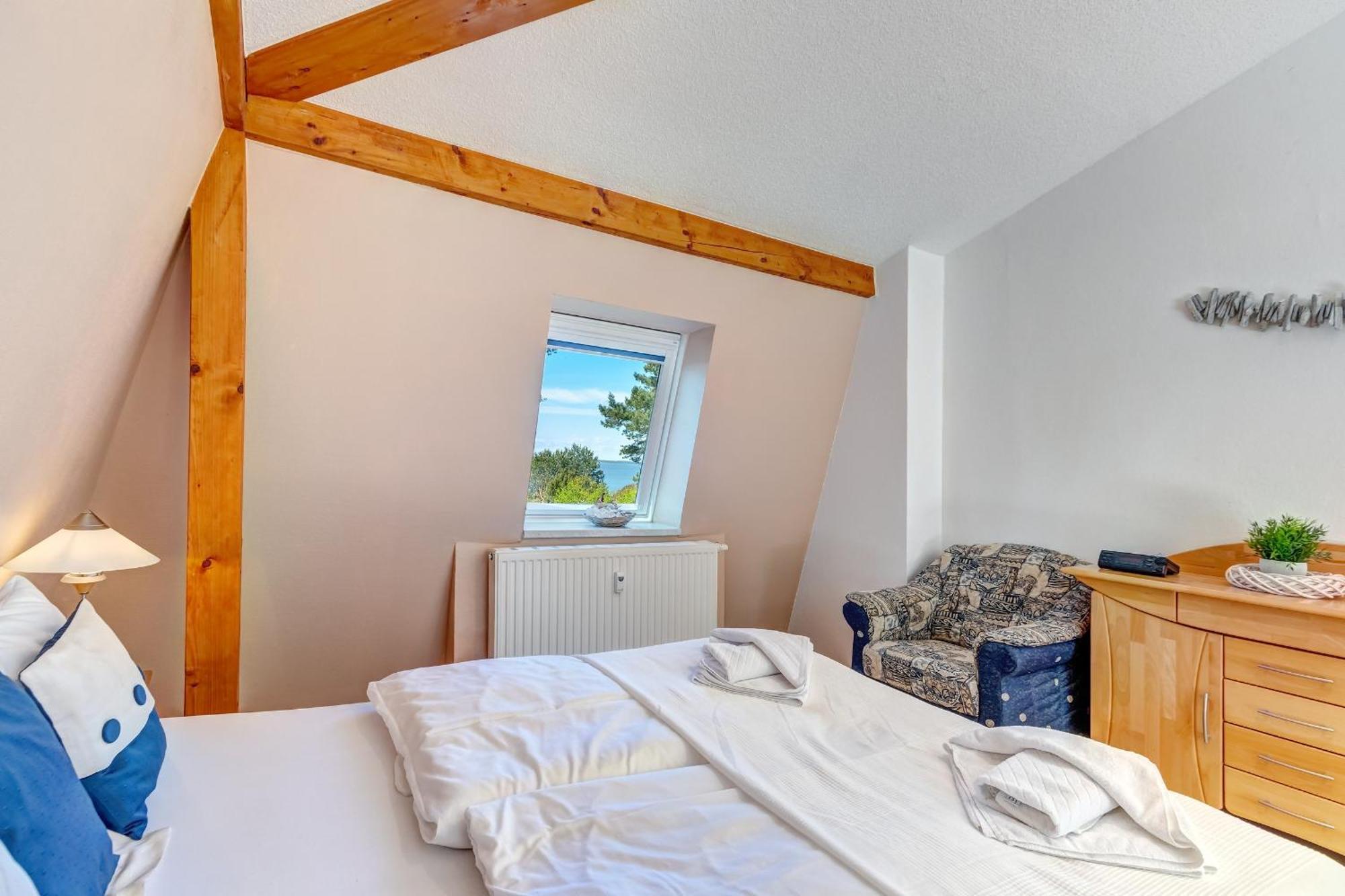 Haus Berlin Krabbengalerie Appartement Loddin Buitenkant foto