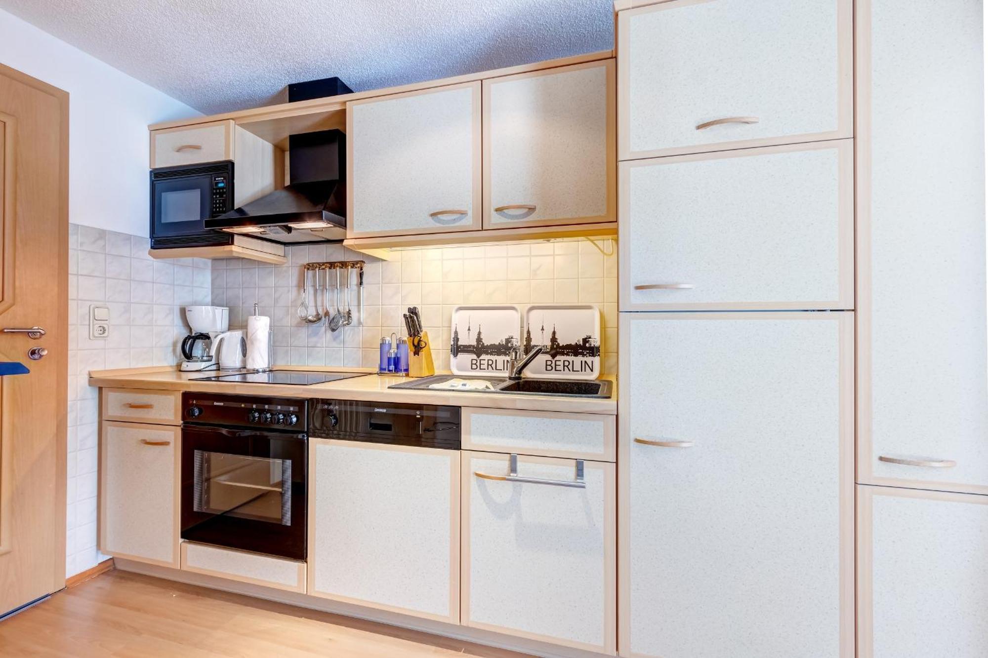 Haus Berlin Krabbengalerie Appartement Loddin Buitenkant foto