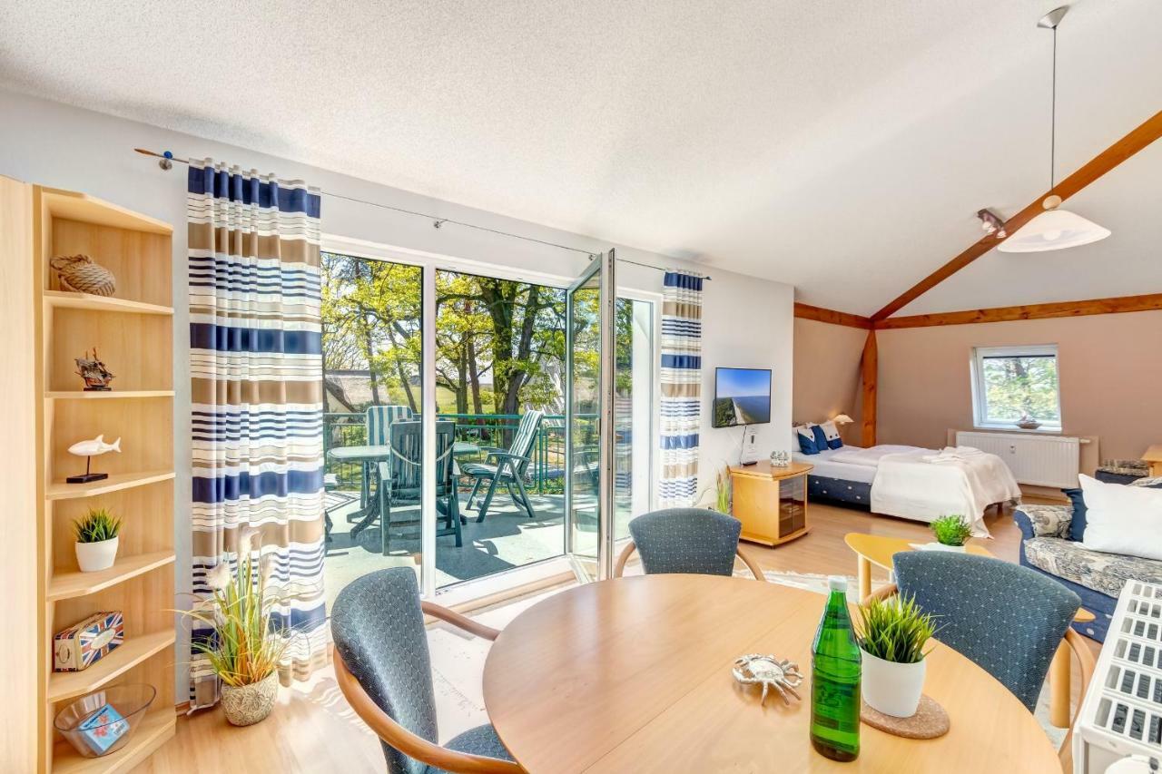 Haus Berlin Krabbengalerie Appartement Loddin Buitenkant foto